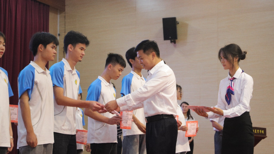 1718758454281378.png image.png