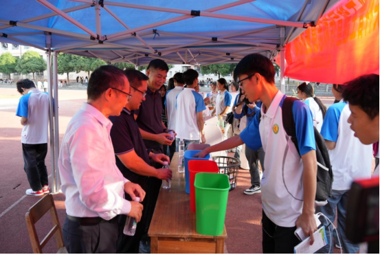 1730339415178241.png image.png